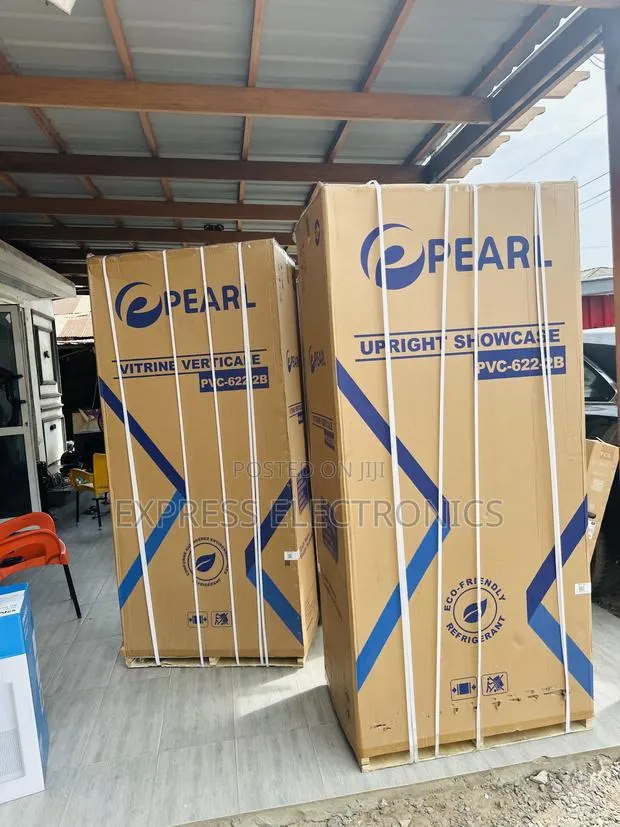 Adjustable Shelves Display Fridge Pearl PVC-622-2b · Photo 1