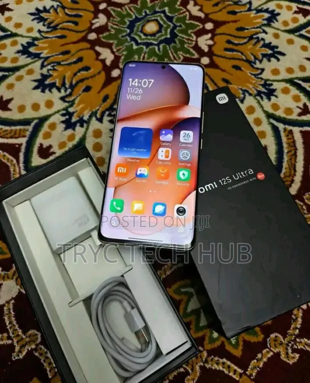 New Xiaomi 12S Ultra 512 GB Black · Photo 1