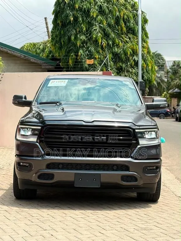Dodge RAM 2024 Black · Photo 1