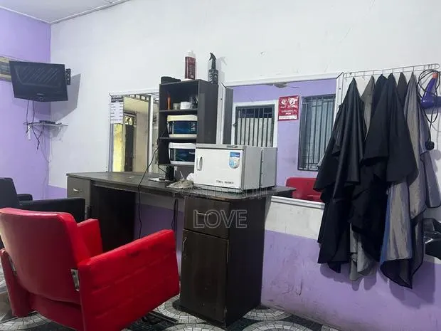 Barber Shop Items and Equipment · Photo 1