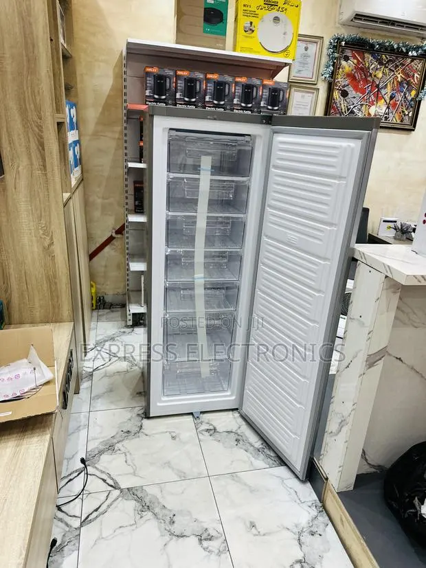 Nasd1-33 Grey Single Door Upright Freezer Nasco · Photo 1