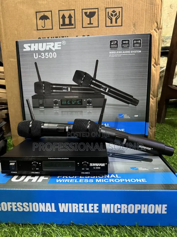 Shure U-3200 Professional Wireless Microphone System · Photo 1