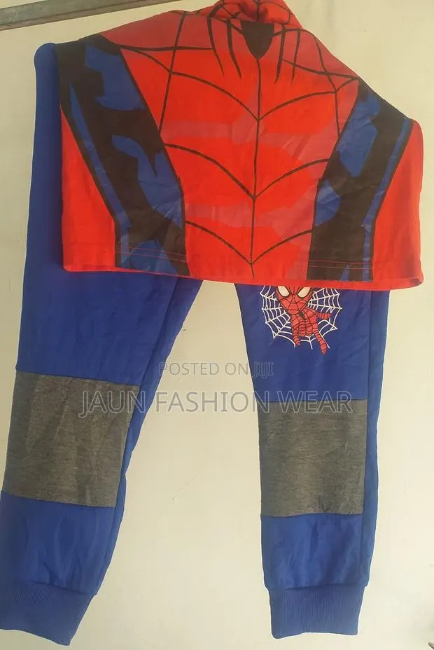 Avenger Boys Top and Down Thrift Wear · Photo 1