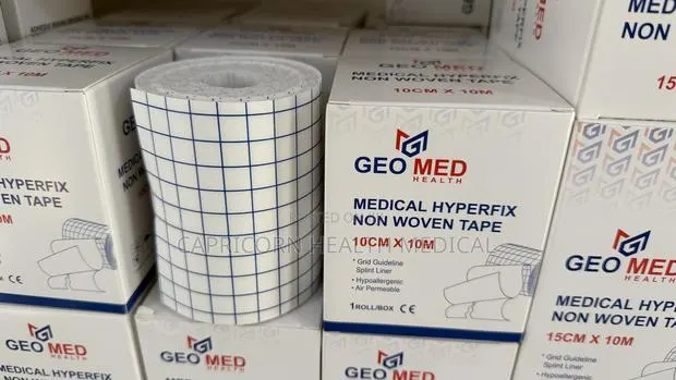 Hypoallergic / Hypoallergenic Hyperfix Plaster · Photo 1