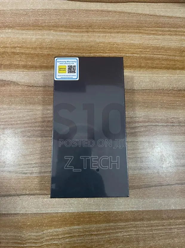 New Samsung Galaxy S10 128 GB White · Photo 1