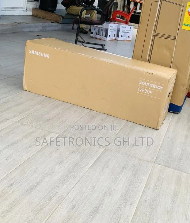 Authentic Samsung Soundbar> 580W Q930F 9.1.4ch · Photo 1