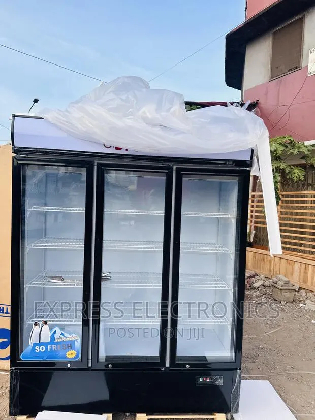 Best Sell Ever Pearl PVC-150 Display Fridge 3doors · Photo 1