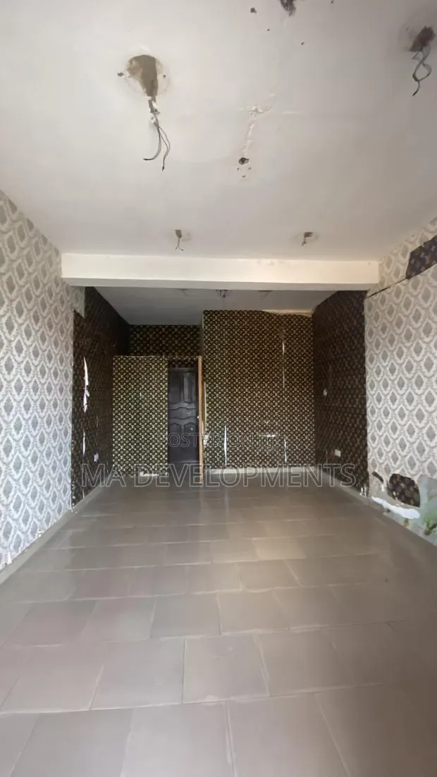 Shop for Rent at Tabora Lapaz by the Tarred Road · Photo 1