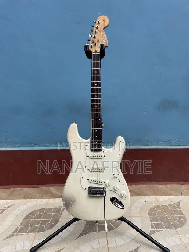 Fender Stratocaster · Photo 1