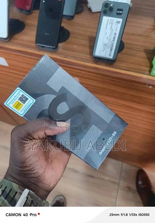 New Samsung Galaxy S21+ 5G 256 GB Black · Photo 1