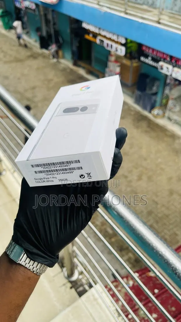 New Google Pixel 7 Pro 256 GB White · Photo 1