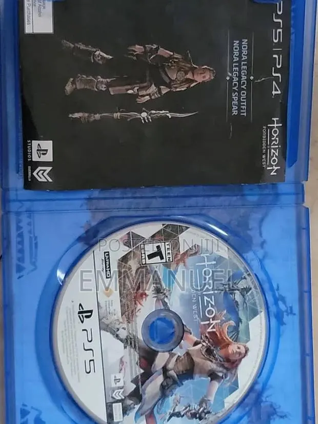 Horizon Forbidden West Disc Used Lauch Edition With Code · Photo 3