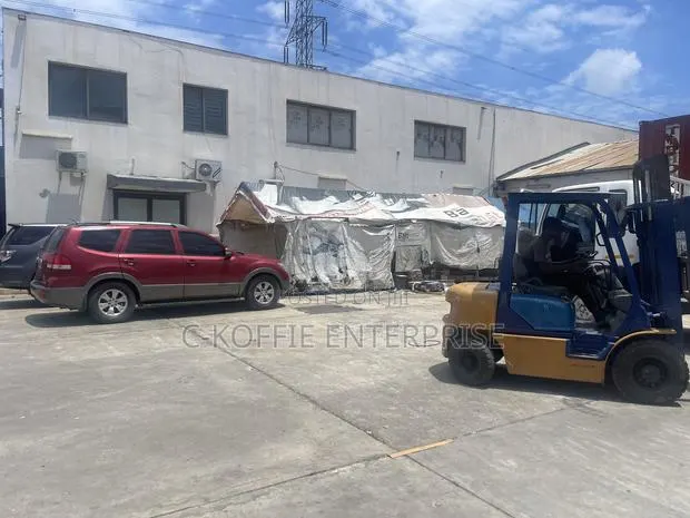 Warehouse With Big Land at North Kaneshie Industrial for Sale · Photo 1