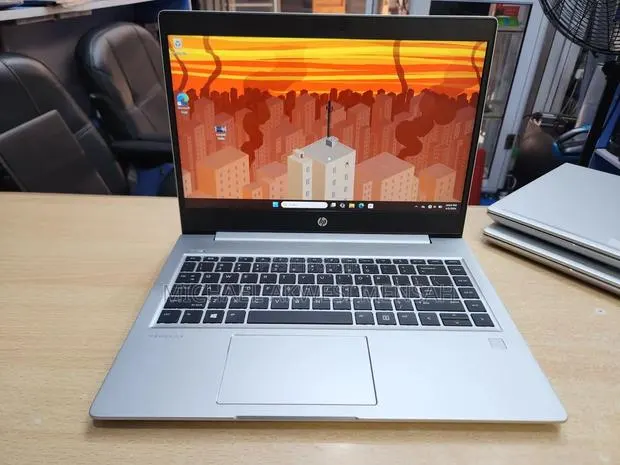 Laptop HP ProBook 450 G7 8GB AMD Ryzen 5 HDD+SSD 500GB · Photo 1