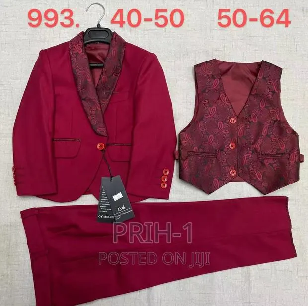 Boys Red Coloured Suitings · Photo 1