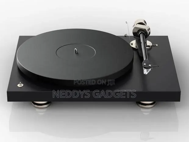 Pro-Ject Debut PRO Highend Turntable · Photo 1