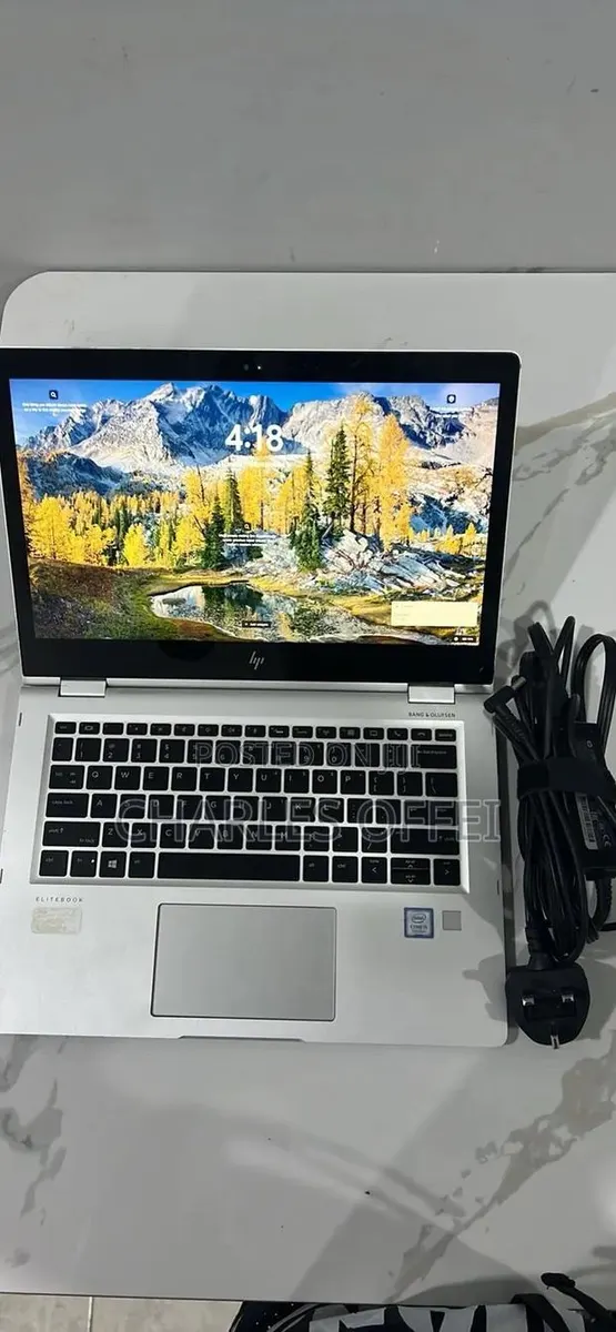 Laptop HP EliteBook X360 1030 8GB Intel Core i5 SSD 256GB · Photo 1