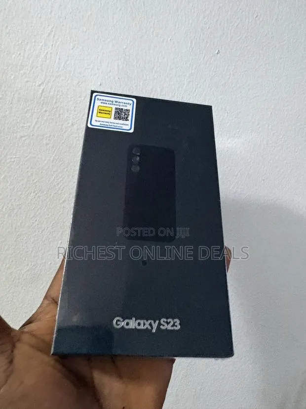 New Samsung Galaxy S23 256 GB Black · Photo 1