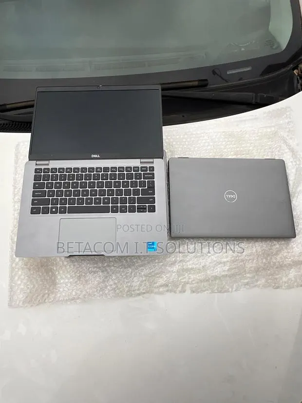 Laptop Dell Latitude 5320 16GB Intel Core i5 SSD 256GB · Photo 1
