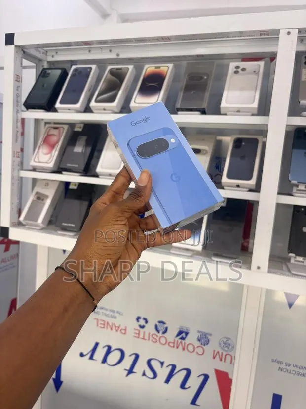 New Google Pixel 10 128 GB Blue · Photo 1