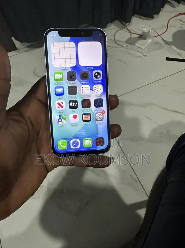 Apple iPhone 12 mini 64 GB Purple · Photo 1