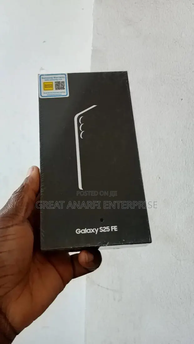 New Samsung Galaxy S25 FE 256 GB Black · Photo 1