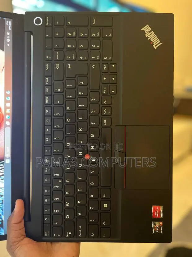 Laptop Lenovo ThinkPad E15 8GB AMD Ryzen 5 SSD 256GB · Photo 1