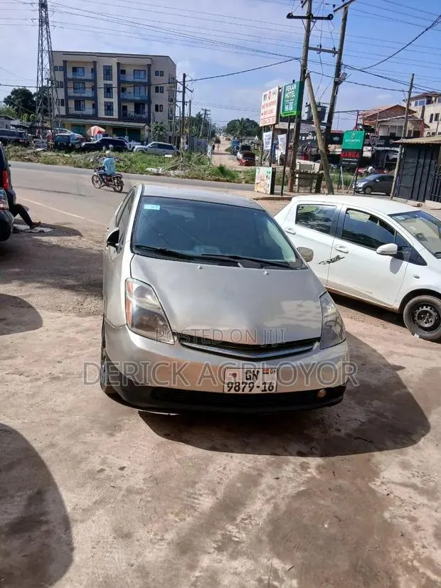 Toyota Prius 2006 Gray · Photo 1