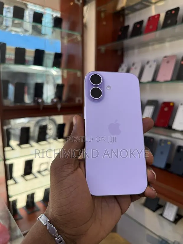 Apple iPhone 17 256 GB Pink · Photo 1