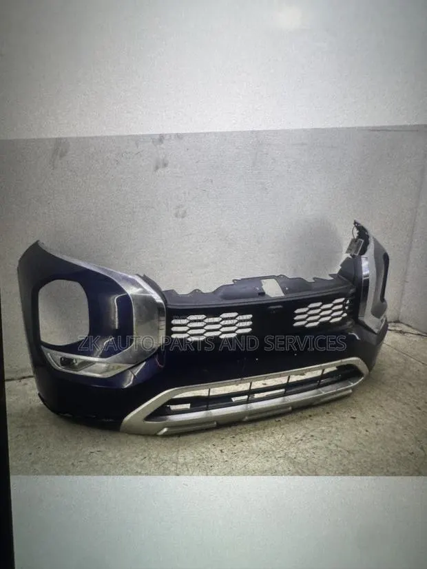 Mitsubishi Outlander Bumper · Photo 1