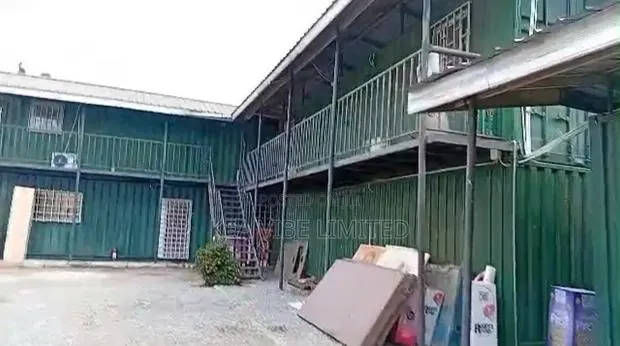 8bdrm House in Dzorwulu for rent · Photo 1
