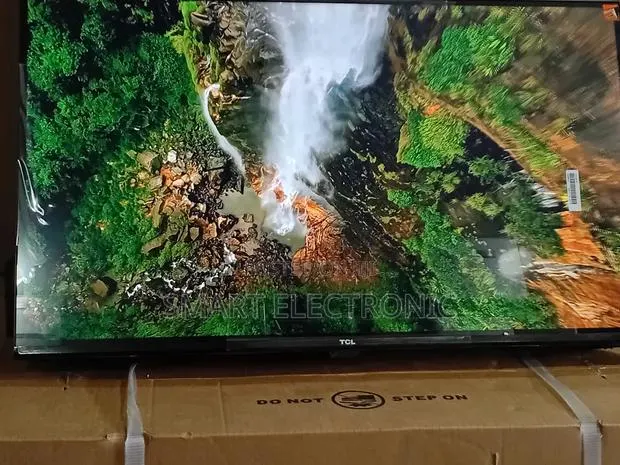 TCL 32-Inch Qled Tv – Crystal Clear Viewing Experience · Photo 1