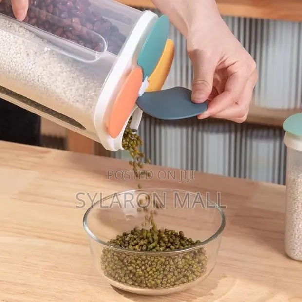4-in-1 Dry Food Storage Container With Dispenser · Photo 1