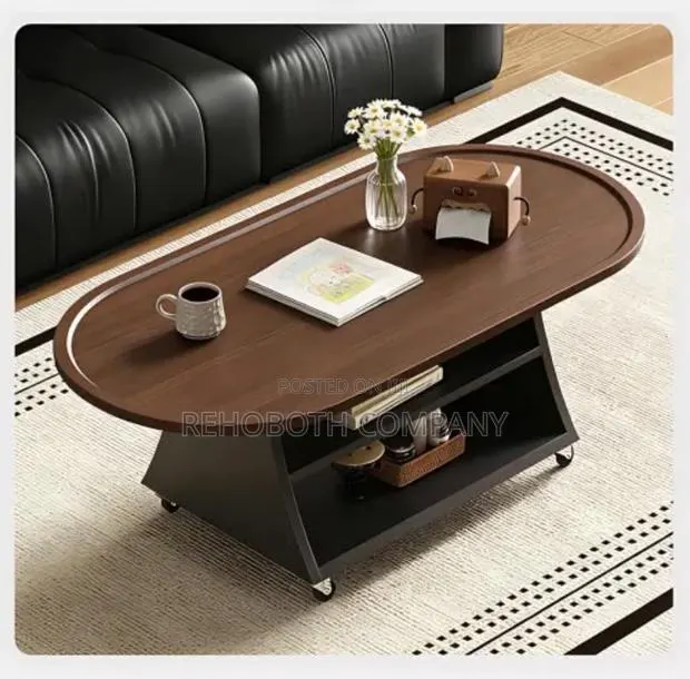 Modern Luxury Central Table . · Photo 1