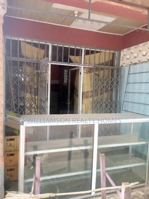 Business/Shop/Office Space for Rent · Photo 1