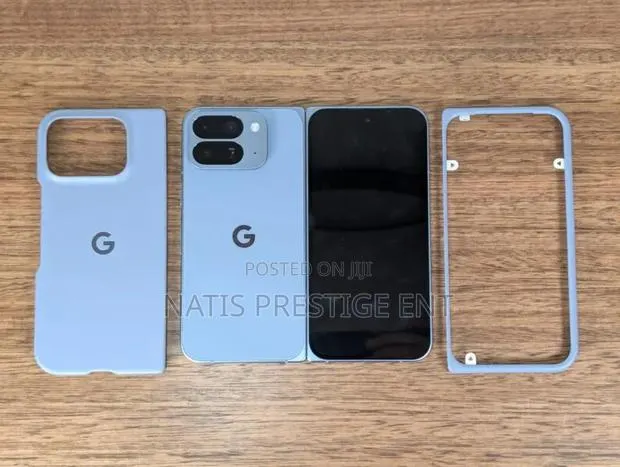 Google Pixel 9 Pro Fold 512 GB White · Photo 1