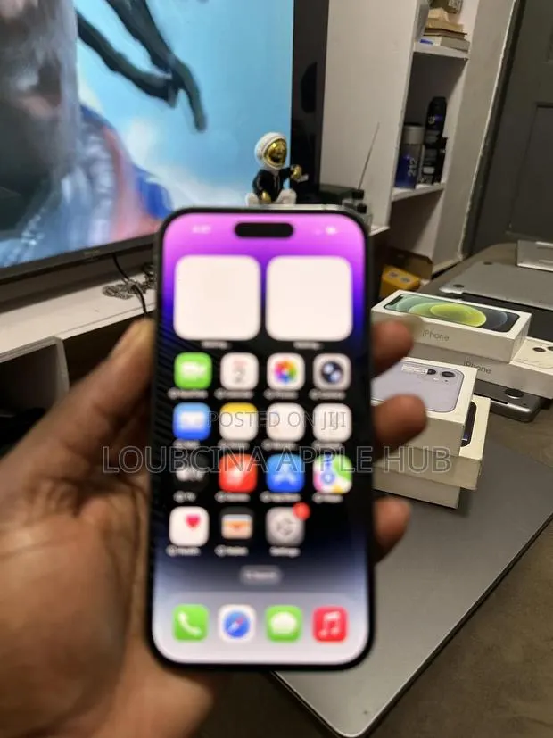 Apple iPhone 14 Pro 256 GB Purple · Photo 1