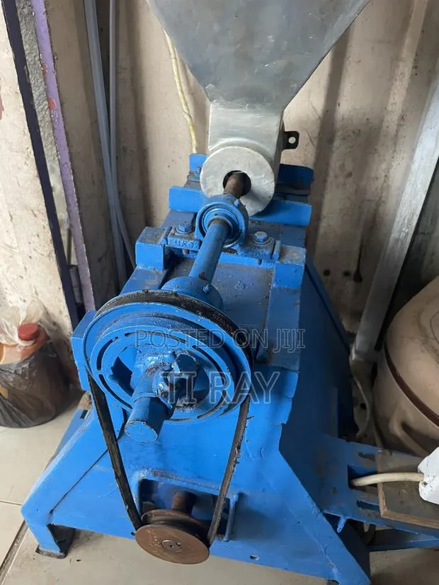 Fufu Machine · Photo 1