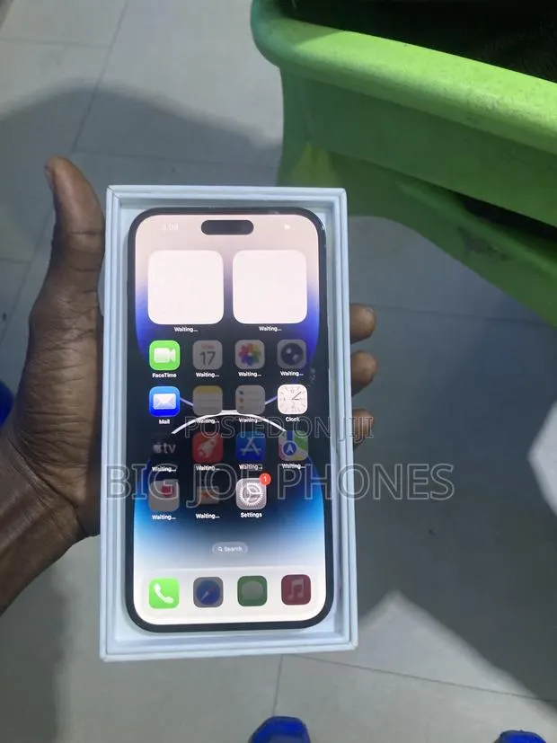 New Apple iPhone 14 Pro Max 128 GB Black · Photo 1