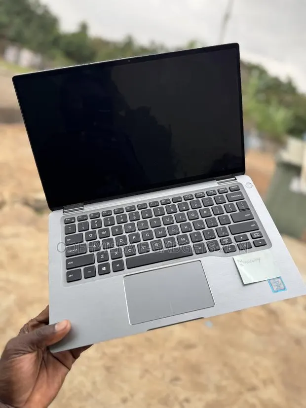 Laptop Dell Latitude 7400 16GB Intel Core i7 SSD 512GB · Photo 1