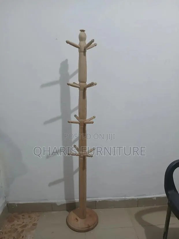 Hanging Tree · Photo 1