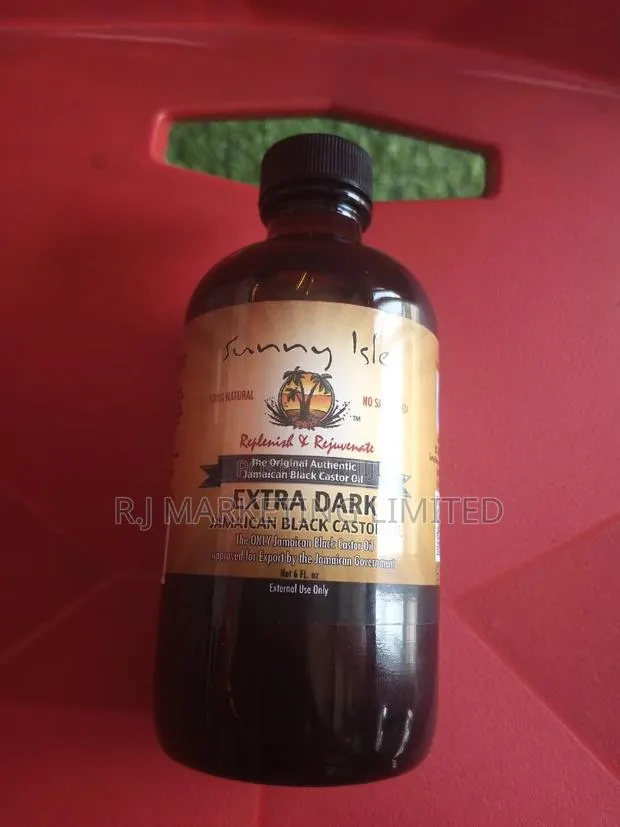 Extra Dark Jamaican Castor Oil · Photo 1