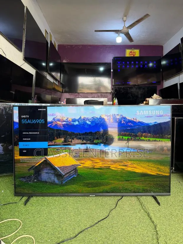 Smasung Au Series 2021/22 Model Smart Premium Uhd to the Max TV · Photo 1