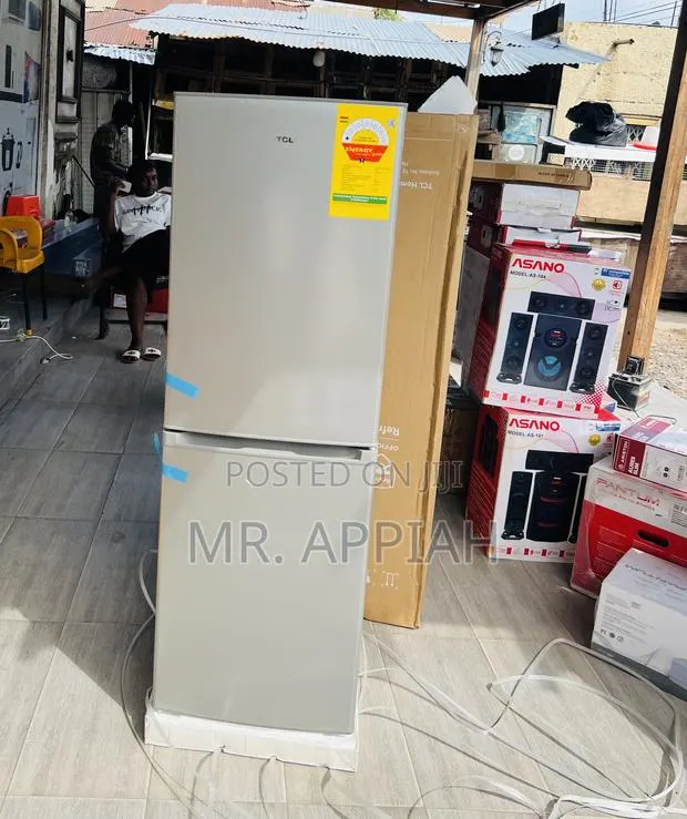 Extremely Classic TCL 142Liters Double Door Electric Refrigerator,Gray · Photo 1