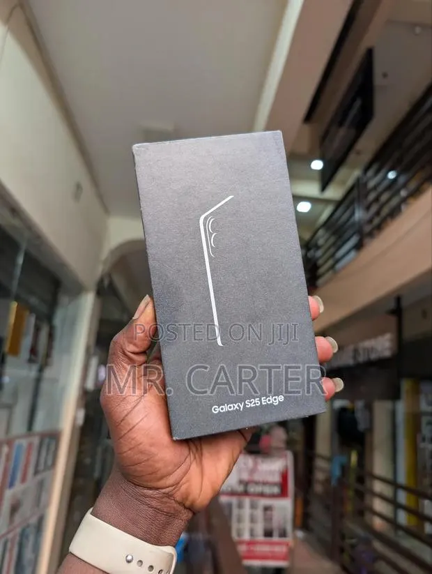 New Samsung Galaxy S25 Edge 512 GB Black · Photo 1