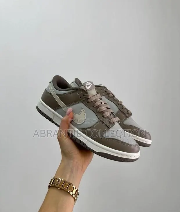 Nike Sb Dunk Low Bone Beige · Photo 1
