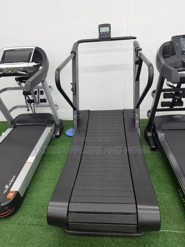 Running Machine · Photo 1