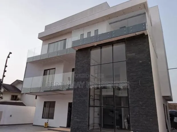 5bdrm House in Adjiriganor, Ability for sale · Photo 1
