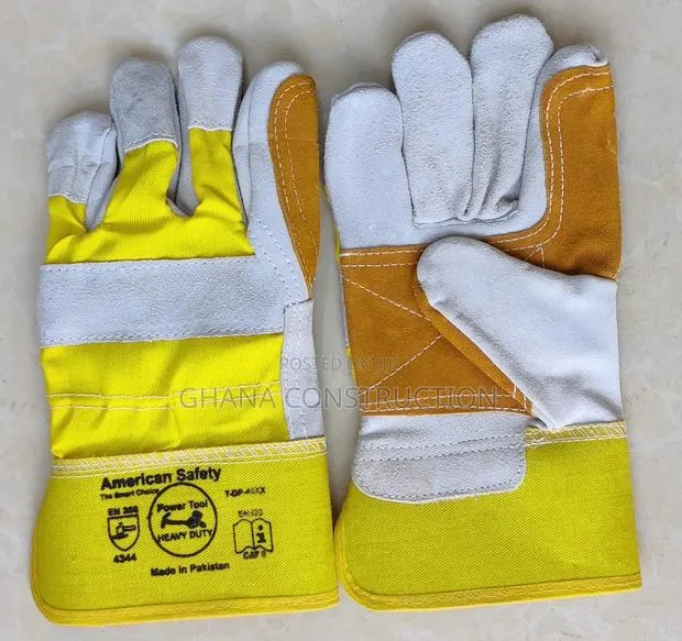 Heavy Duty Industrial Safety Gloves · Photo 1