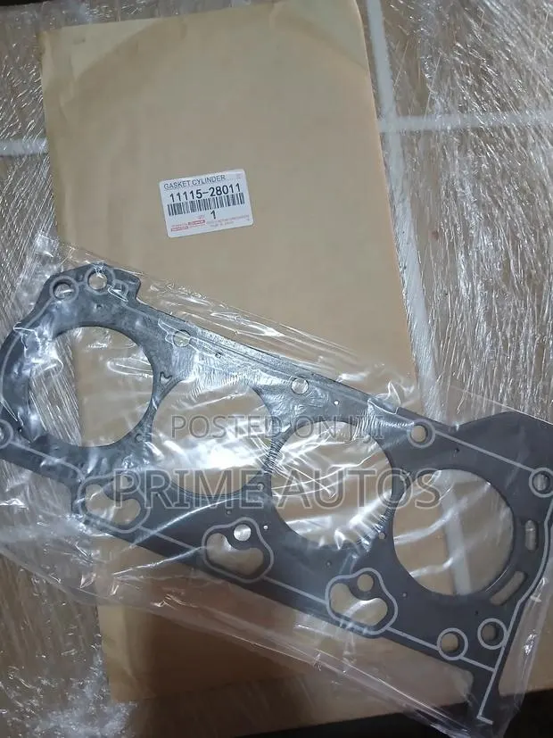 Genuine Toyota Corrolla (2009- 2017) Cylinder Head Gasket · Photo 1